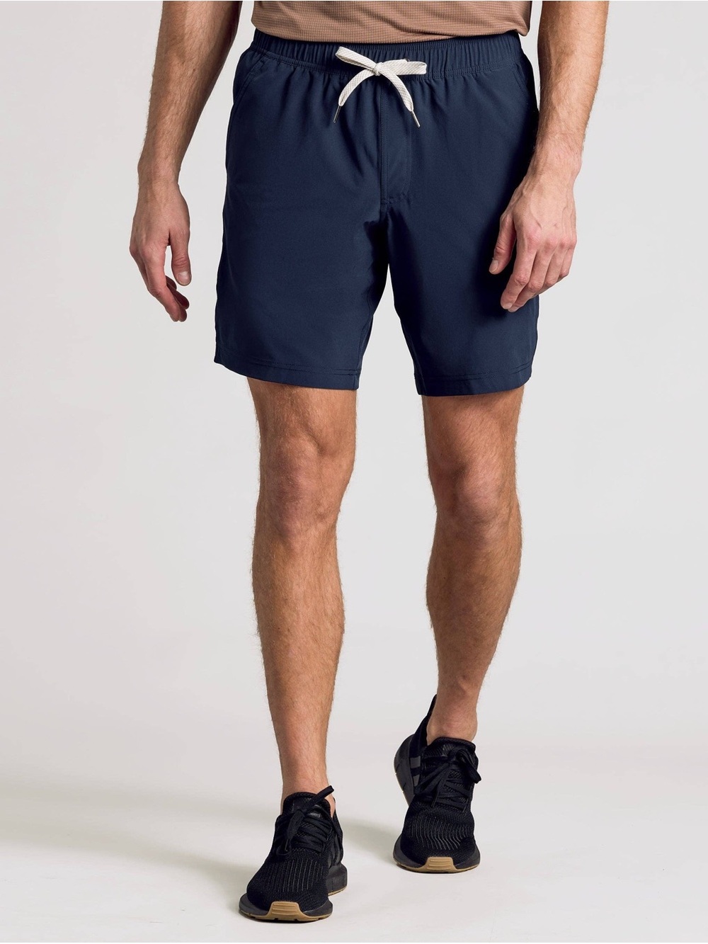 True Classic Men’s Navy 9” Active Quick Dry Athletic Shorts NWT
